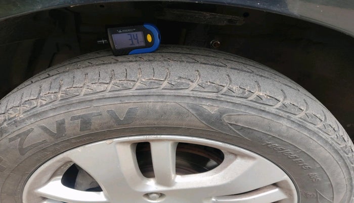 2013 Maruti Swift Dzire ZDI, Diesel, Manual, 1,24,998 km, tyre