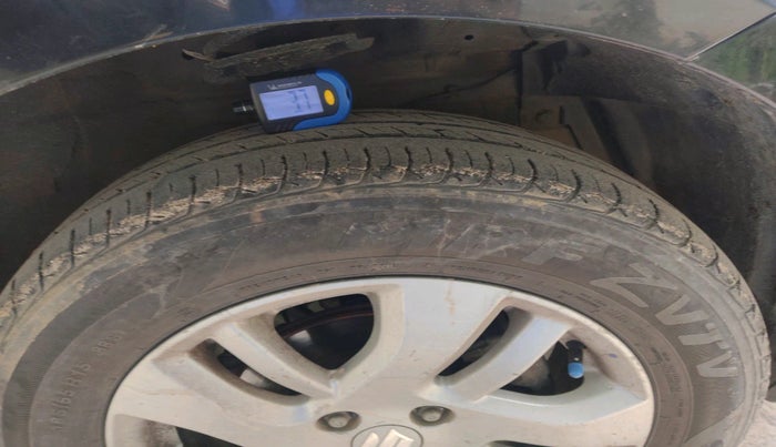 2013 Maruti Swift Dzire ZDI, Diesel, Manual, 1,24,998 km, tyre