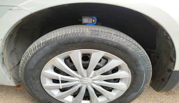 2016 Maruti Swift Dzire VXI AT, Petrol, Automatic, 35,903 km, tyre
