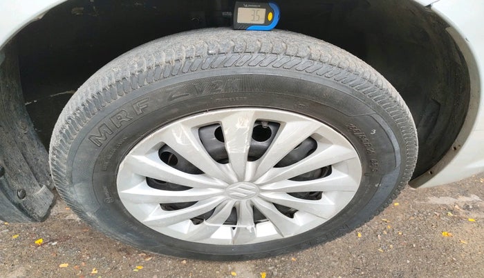 2016 Maruti Swift Dzire VXI AT, Petrol, Automatic, 35,903 km, tyre