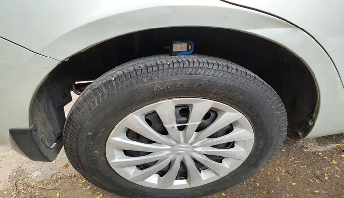 2016 Maruti Swift Dzire VXI AT, Petrol, Automatic, 35,903 km, tyre