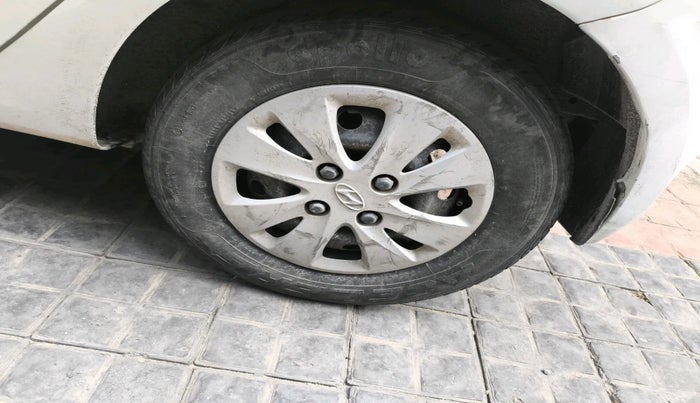 2011 Hyundai i10 MAGNA 1.2, Petrol, Manual, 58,469 km, tyre