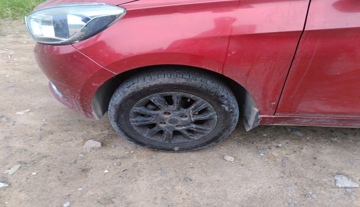 2018 Tata Tiago XZ PETROL, Petrol, Manual, 72,652 km, tyre