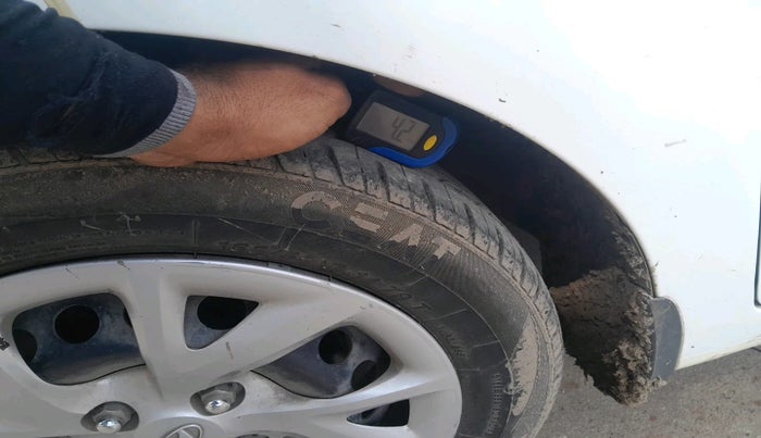 2020 Hyundai Grand i10 MAGNA 1.2 KAPPA VTVT, Petrol, Manual, 8,631 km, tyre