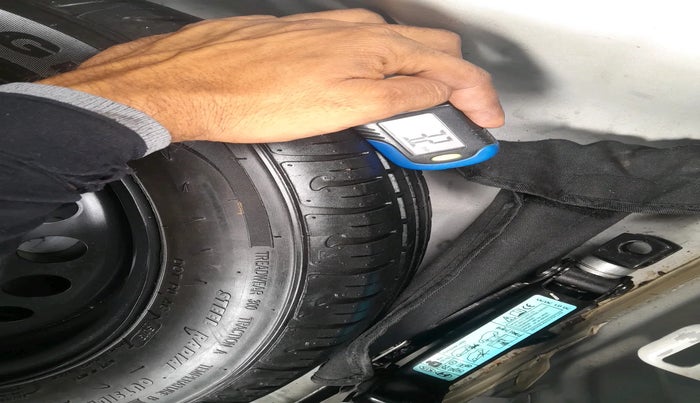 2020 Hyundai Grand i10 MAGNA 1.2 KAPPA VTVT, Petrol, Manual, 8,631 km, tyre