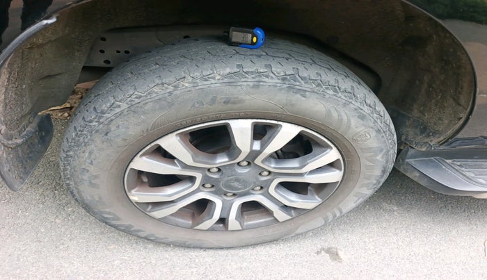 2021 Ford Endeavour TITANIUM PLUS 2.0 4X4 AT SUNROOF, Diesel, Automatic, 66,726 km, tyre