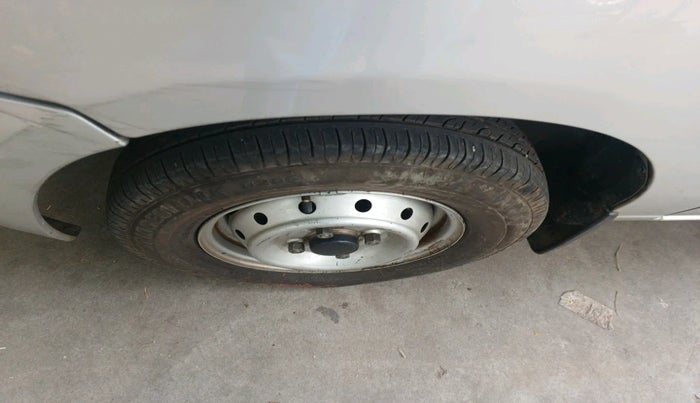 2012 Maruti Alto LXI, Petrol, Manual, 70,708 km, tyre