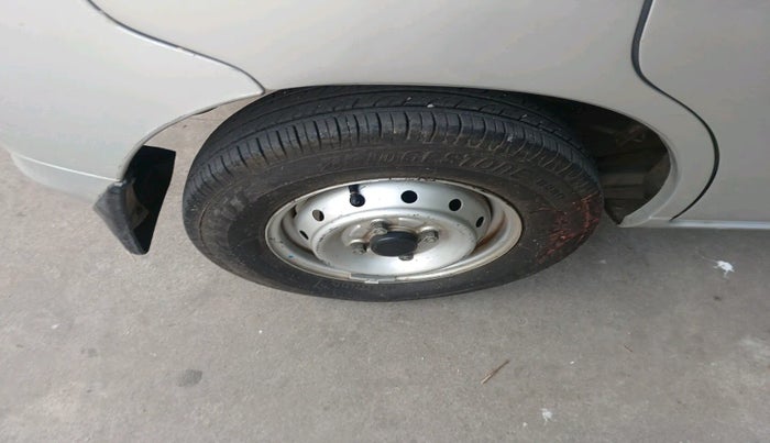 2012 Maruti Alto LXI, Petrol, Manual, 70,708 km, tyre