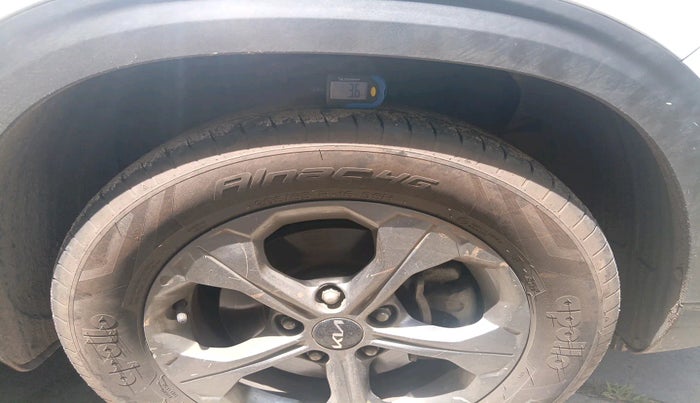 2022 KIA SELTOS HTK PLUS 1.5 DIESEL IMT, Diesel, Manual, 62,805 km, tyre