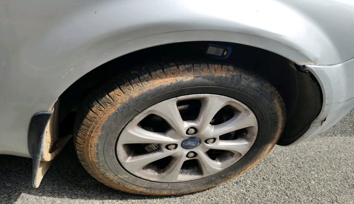 2012 Ford Classic 1.4 TITANIUM DIESEL, Diesel, Manual, 1,24,343 km, tyre