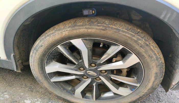 2021 Mahindra XUV300 W8 1.5 DIESEL, Diesel, Manual, 55,466 km, tyre