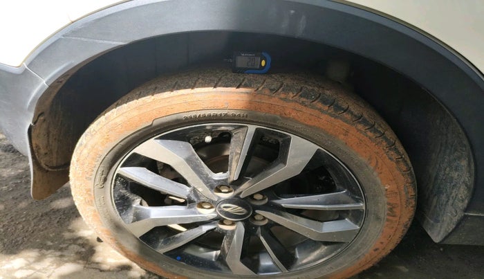 2021 Mahindra XUV300 W8 1.5 DIESEL, Diesel, Manual, 55,466 km, tyre