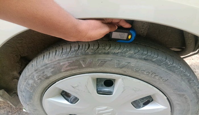 2024 Maruti New Wagon-R VXI CNG 1.0, Petrol, Manual, 27,928 km, tyre