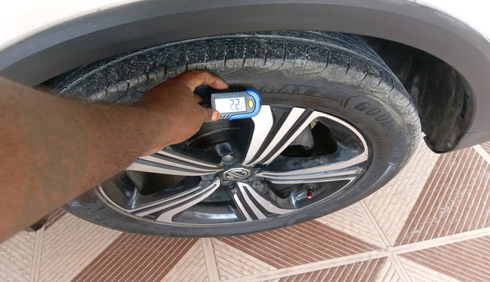 2022 MG ASTOR SHARP 1.5 MT, Petrol, Manual, 44,040 km, tyre