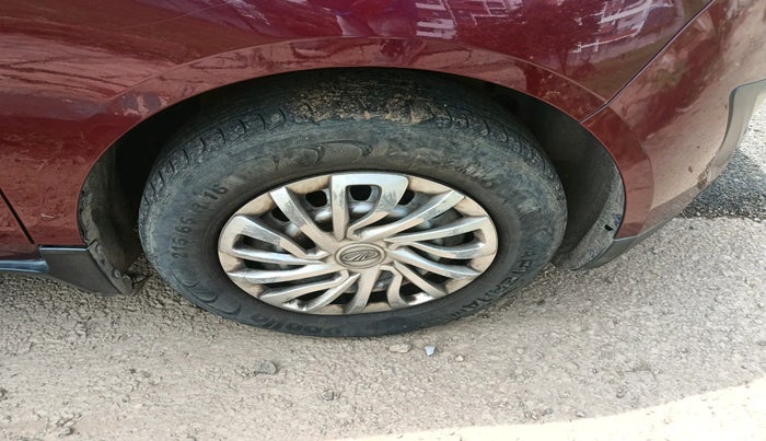 2018 Mahindra MARAZZO M2 8 STR, Diesel, Manual, 50,614 km, tyre