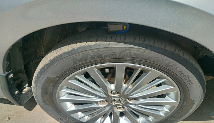 2021 Honda City 1.5L I-VTE V CVT, Petrol, Automatic, 15,440 km, tyre