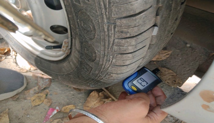 2012 Hyundai Eon ERA +, Petrol, Manual, 47,030 km, tyre