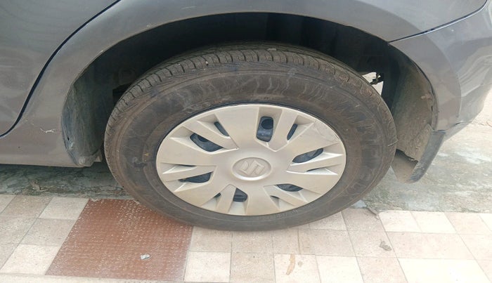 2012 Maruti Swift VXI, Petrol, Manual, 81,214 km, tyre