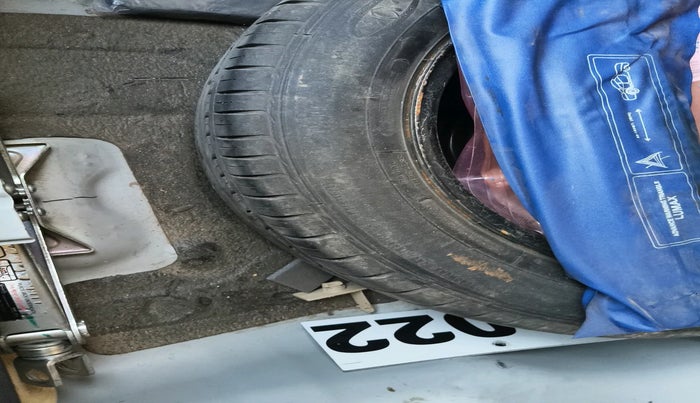 2021 Honda City 1.5L I-VTEC V MT 4TH GEN, Petrol, Manual, 1,30,467 km, tyre