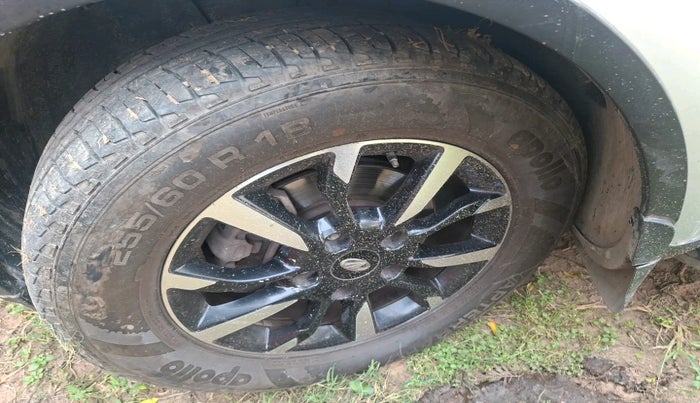 2019 Mahindra XUV500 W11, Diesel, Manual, 1,00,244 km, tyre