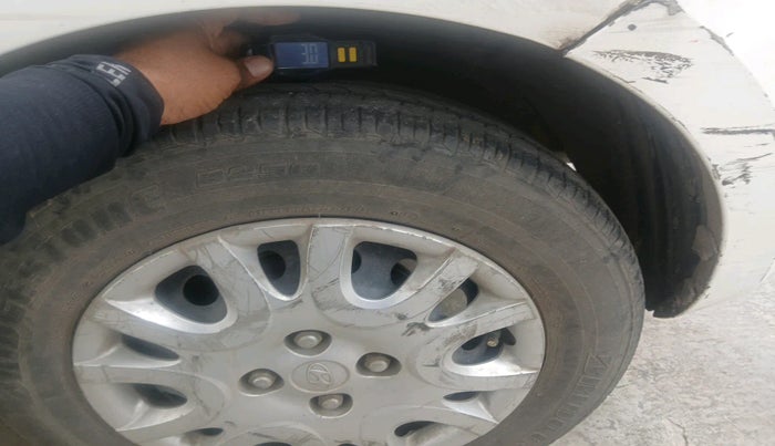 2010 Hyundai i20 MAGNA 1.2, Petrol, Manual, 92,553 km, tyre