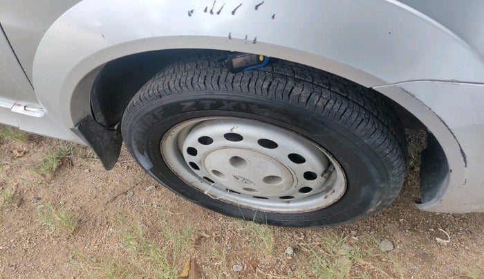 2011 Tata Indica V2 DLS, Diesel, Manual, 1,48,045 km, tyre