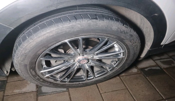 2016 Hyundai Creta S PLUS 1.6 AT DIESEL, Diesel, Automatic, 94,139 km, tyre