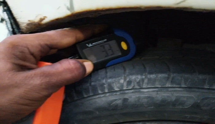 2016 Tata Nano EMAX XM CNG, Petrol, Manual, 95,613 km, tyre