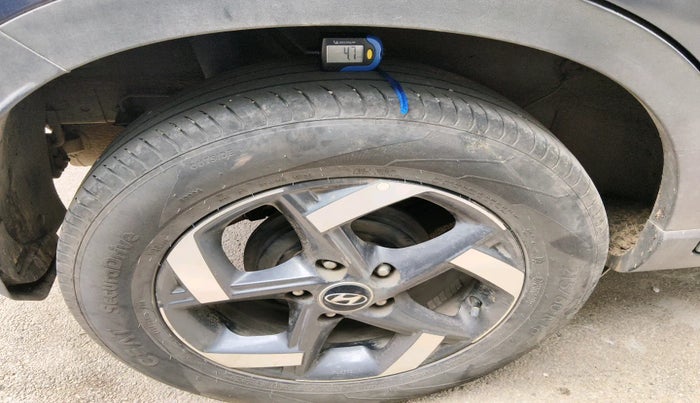 2019 Hyundai VENUE SX 1.4 CRDI, Diesel, Manual, 82,340 km, tyre