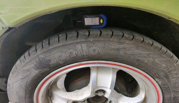 2015 Mahindra E2O T2, Electric, Automatic, 91,447 km, tyre