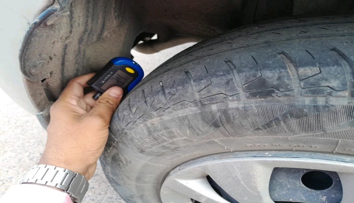 2023 Maruti Swift VXI CNG, Petrol, Manual, 57,186 km, tyre