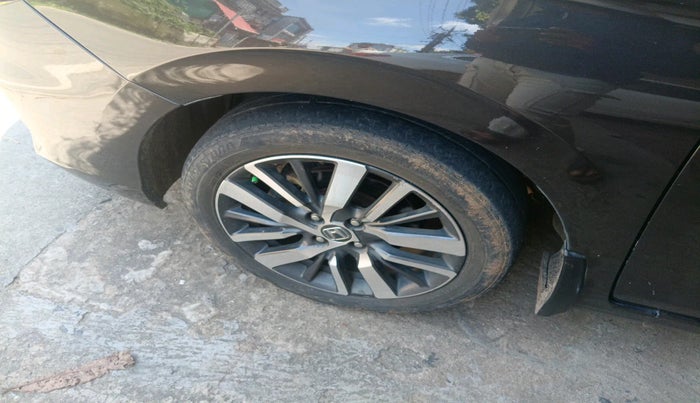 2022 Honda City 1.5L I-VTEC ZX CVT, Petrol, Automatic, 49,121 km, tyre
