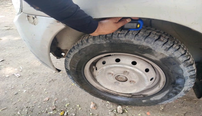 2011 Maruti Alto LX, Petrol, Manual, 36,100 km, tyre