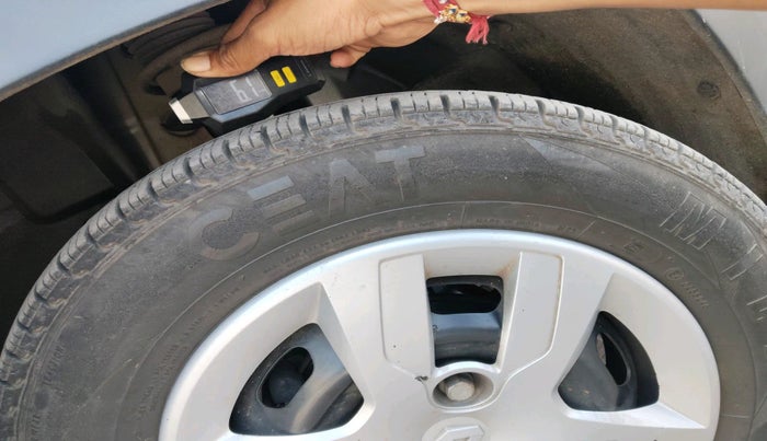 2019 Renault Kwid RXL, Petrol, Manual, 34,980 km, tyre