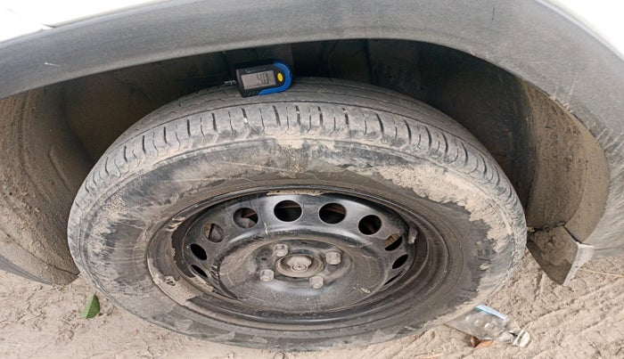 2022 Tata PUNCH PURE MT, Petrol, Manual, 49,106 km, tyre