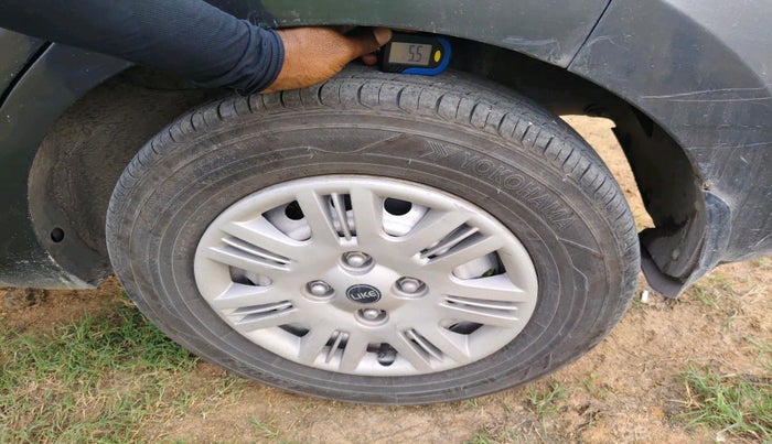 2019 Hyundai NEW SANTRO MAGNA AMT, Petrol, Automatic, 40,633 km, tyre