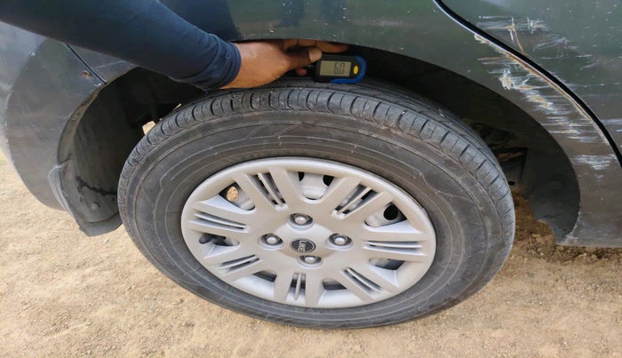 2019 Hyundai NEW SANTRO MAGNA AMT, Petrol, Automatic, 40,633 km, tyre