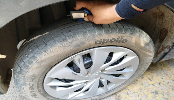 2022 Maruti Baleno DELTA PETROL 1.2, Petrol, Manual, 41,688 km, tyre