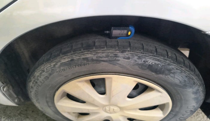 2011 Maruti Swift Dzire VXI AT, Petrol, Automatic, 54,239 km, tyre