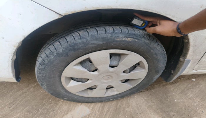 2012 Maruti Wagon R 1.0 LXI, Petrol, Manual, 85,116 km, tyre