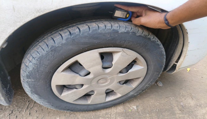 2012 Maruti Wagon R 1.0 LXI, Petrol, Manual, 85,116 km, tyre