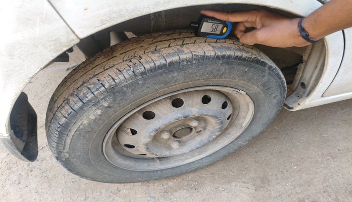 2012 Maruti Wagon R 1.0 LXI, Petrol, Manual, 85,116 km, tyre