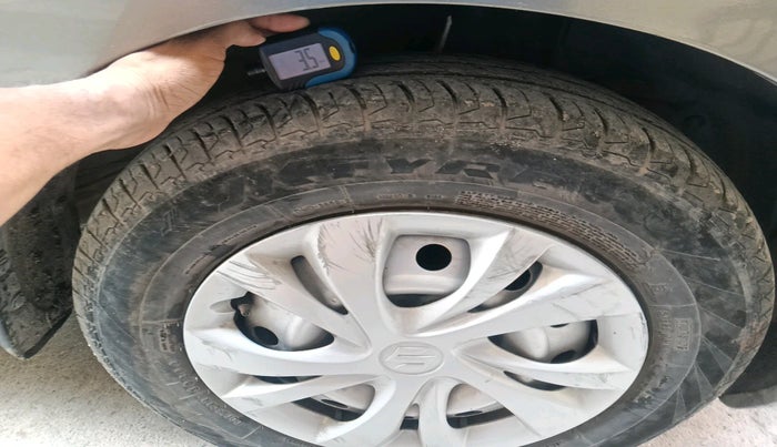 2020 Maruti Swift LXI, Petrol, Manual, 65,181 km, tyre