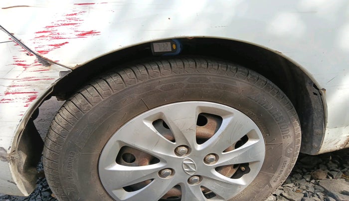 2010 Hyundai i10 MAGNA 1.1, Petrol, Manual, 1,15,185 km, tyre