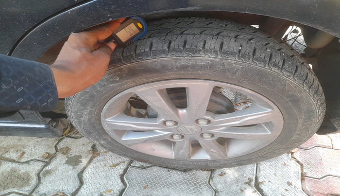 2017 Maruti Wagon R 1.0 VXI+ (O) MT, Petrol, Manual, 39,230 km, tyre