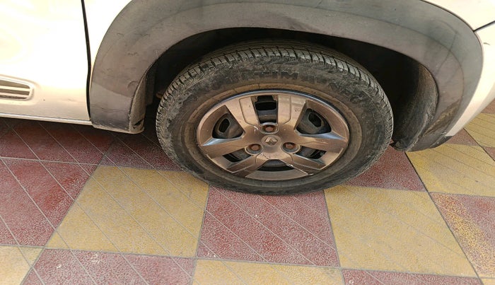 2018 Renault Kwid RXT 1.0 (O), Petrol, Manual, 57,709 km, tyre