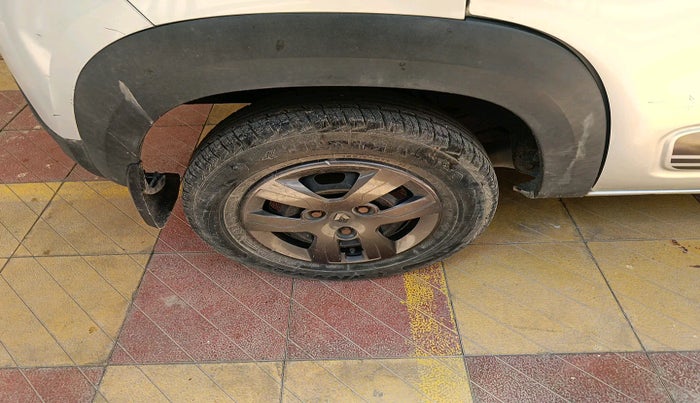 2018 Renault Kwid RXT 1.0 (O), Petrol, Manual, 57,709 km, tyre