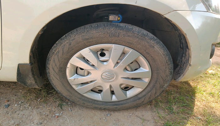 2014 Maruti Swift LXI, Petrol, Manual, 89,277 km, tyre