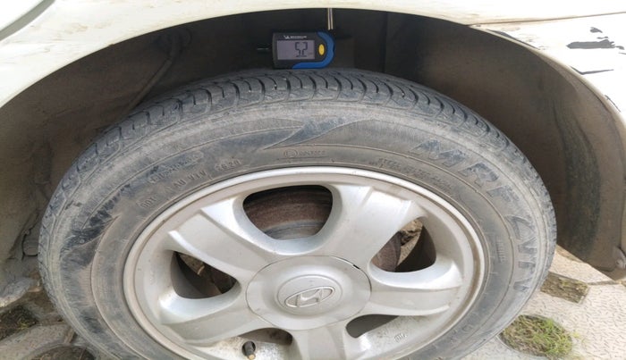 2010 Hyundai Verna TRANSFORM 1.6 SX VTVT, Petrol, Manual, 26,410 km, tyre