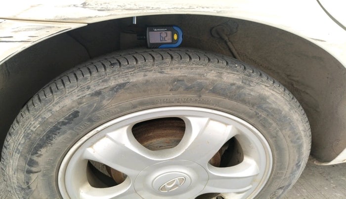 2010 Hyundai Verna TRANSFORM 1.6 SX VTVT, Petrol, Manual, 26,410 km, tyre